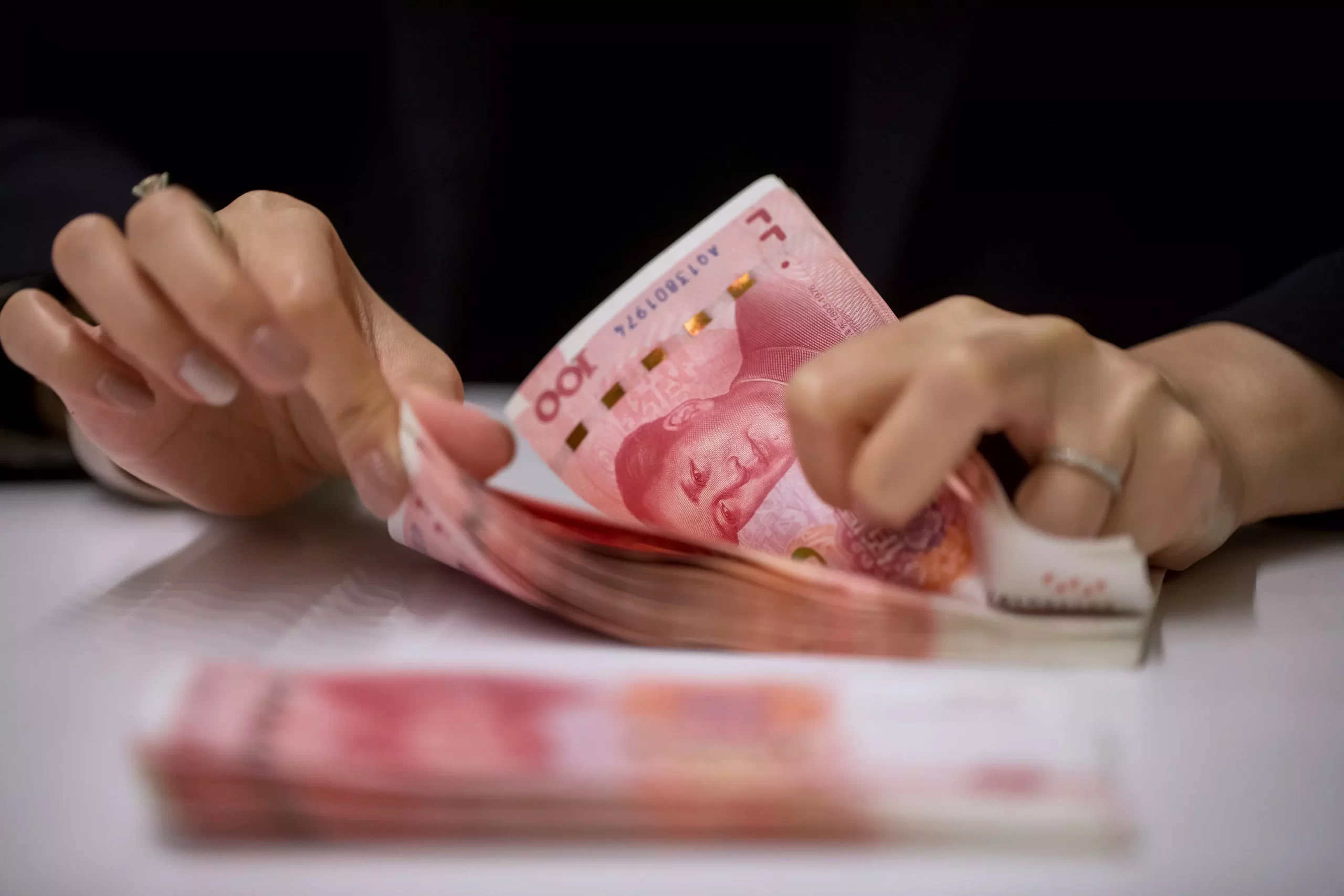 China recommends SMEs to reduce deposit interest rates