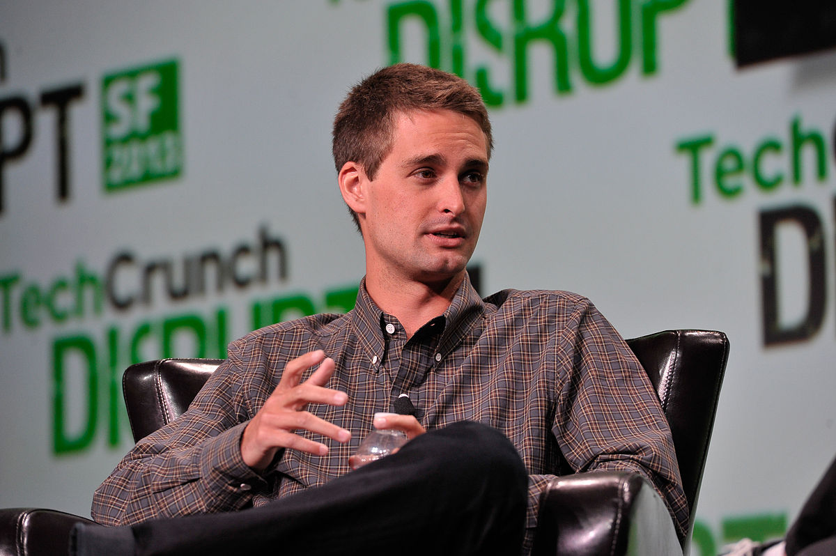 CEO of Snap Inc. (NYSE: SNAP) Tries To Reinvent Itself and Revive Sales Growth