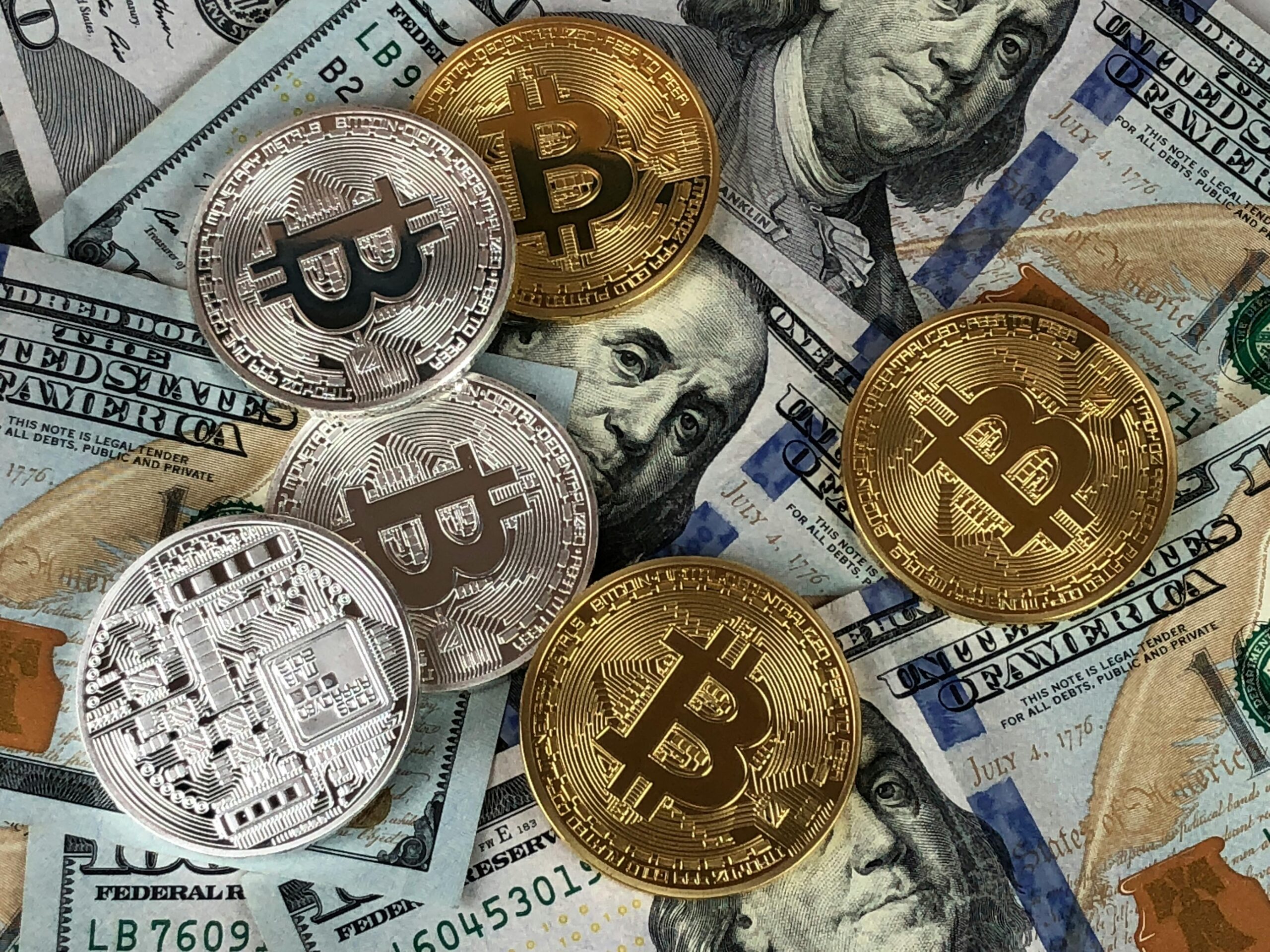 Exploring the Risks and Strategies of Bitcoin Ownership